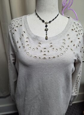 NWOT Chico's Zenergy Cutout Detailed Design Shirt, Size XL (16/18)